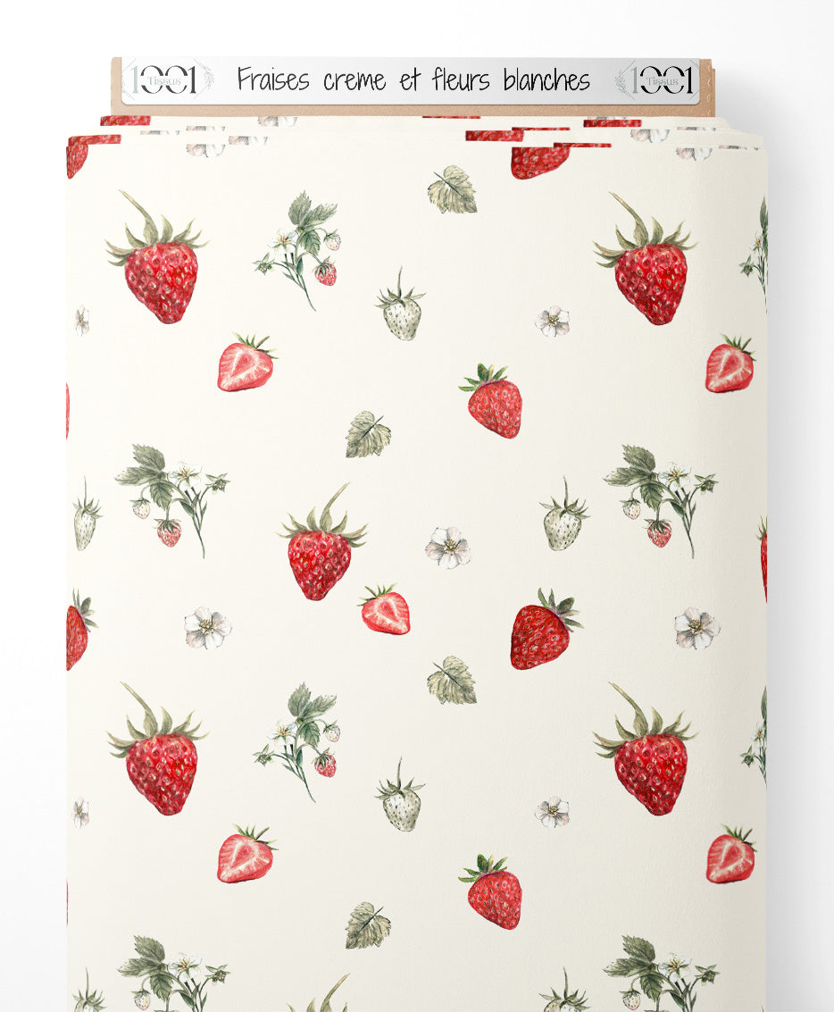 Tissu - Fraises crème et fleurs blanches