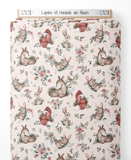 Tissu - Lapins et renards en fleurs