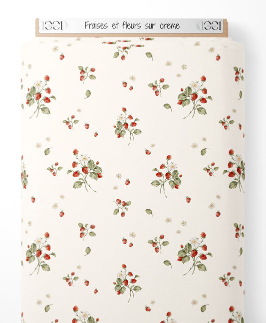 Tissu - Fraises et fleurs sur crème