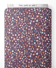 Tissu - Fleurs pastel sur violet 2