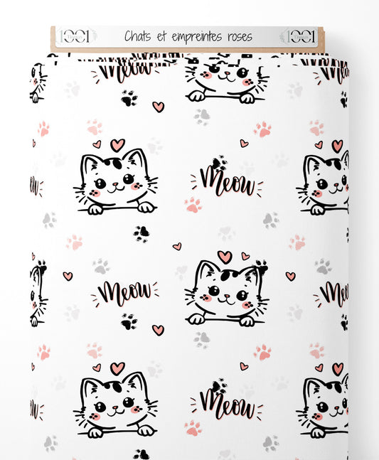 Tissu - Chats et empreintes roses
