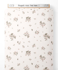 Tissu - Bouquets roses sur fond blanc 2