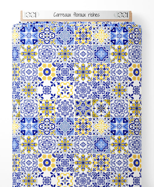 Tissu - Carreaux floraux riches