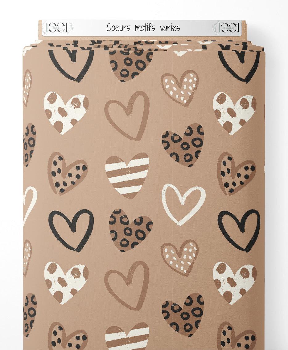 Tissu - Cœurs motifs variés