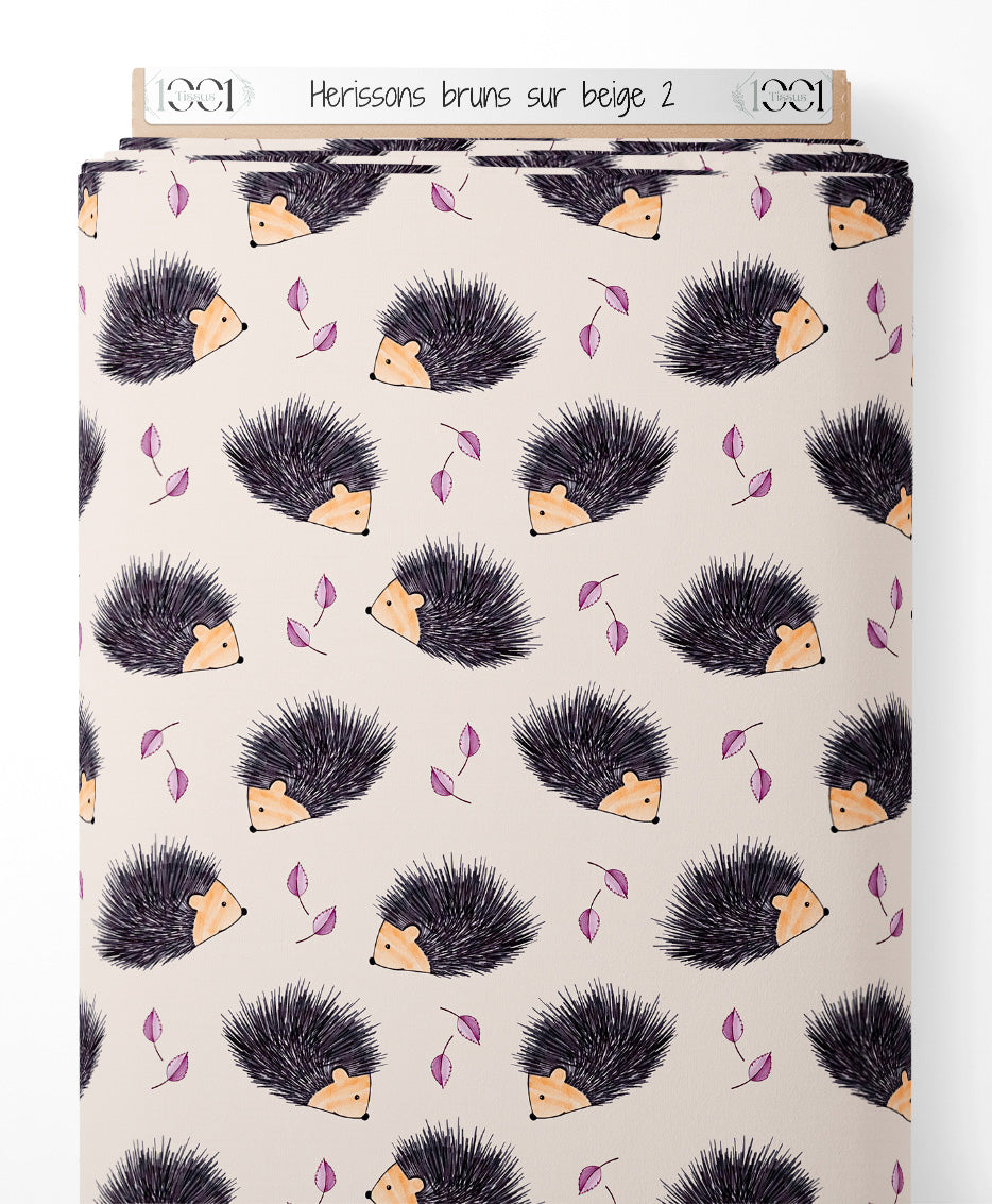 Tissu - Hérissons bruns sur beige 2