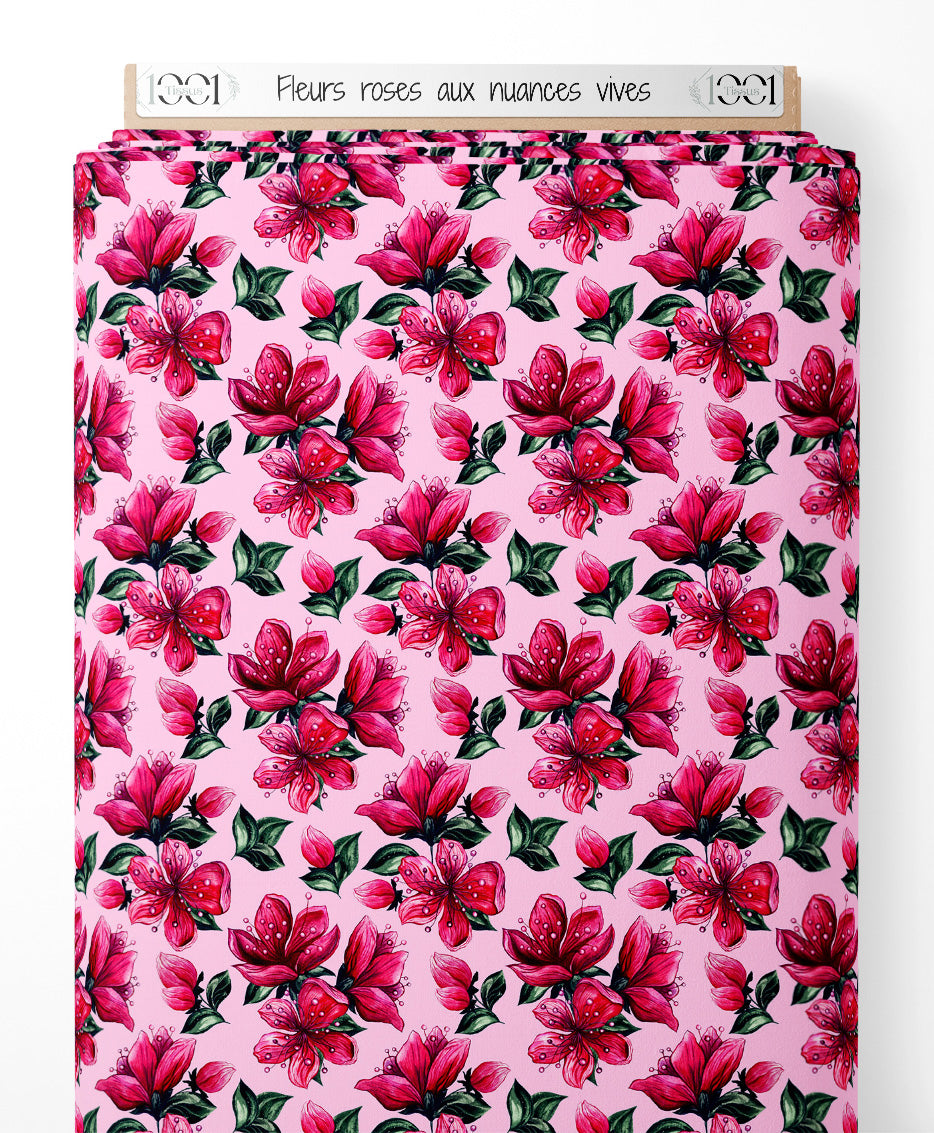 Tissu - Fleurs roses aux nuances vives