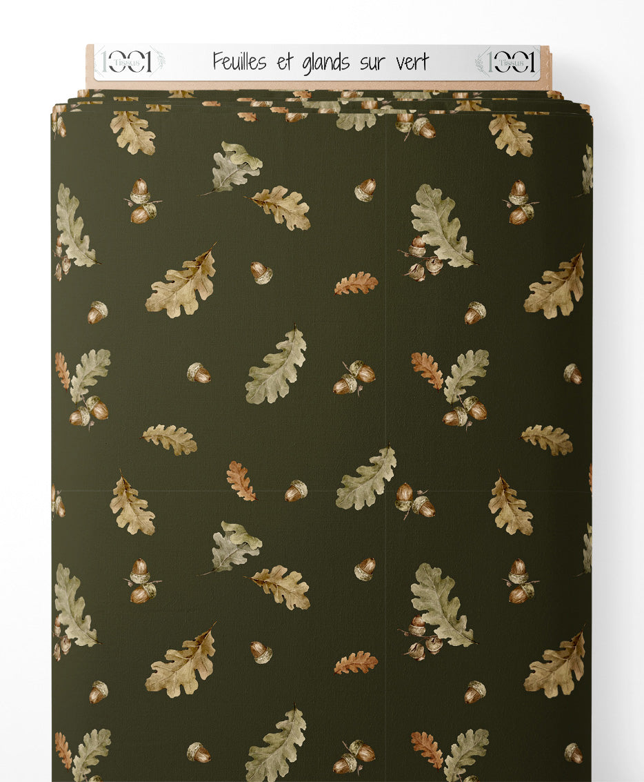 Tissu - Feuilles et glands sur vert