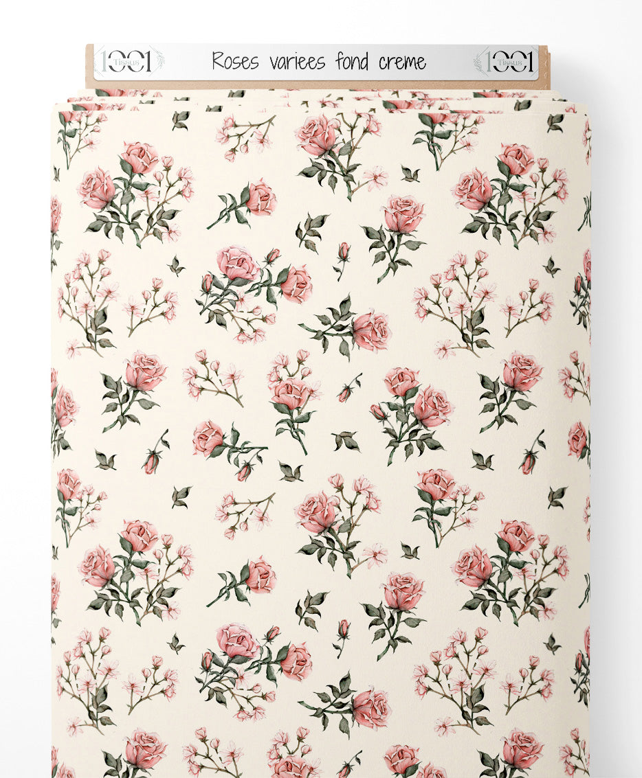 Tissu - Roses variées sur fond crème