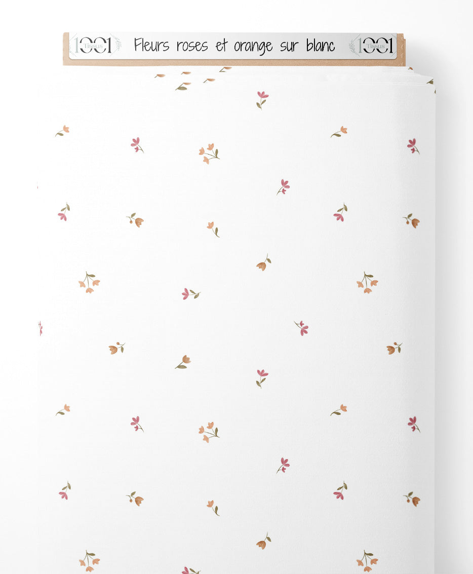Tissu - Fleurs roses et orange sur blanc