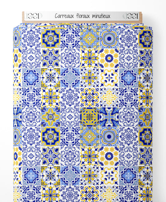 Tissu - Carreaux floraux minutieux