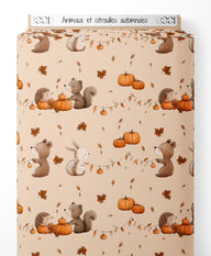 Tissu - Animaux et citrouilles automnales