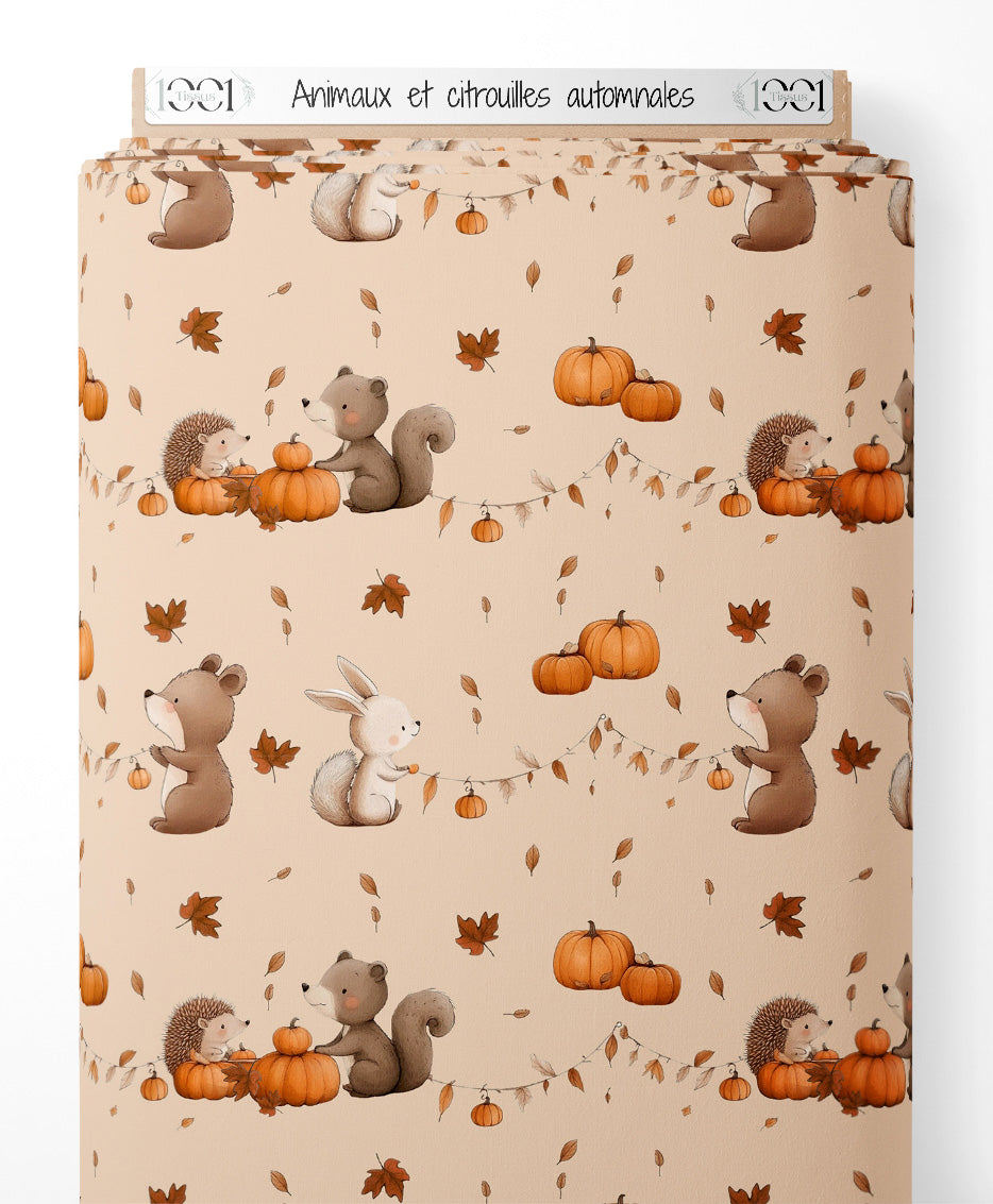Tissu - Animaux et citrouilles automnales