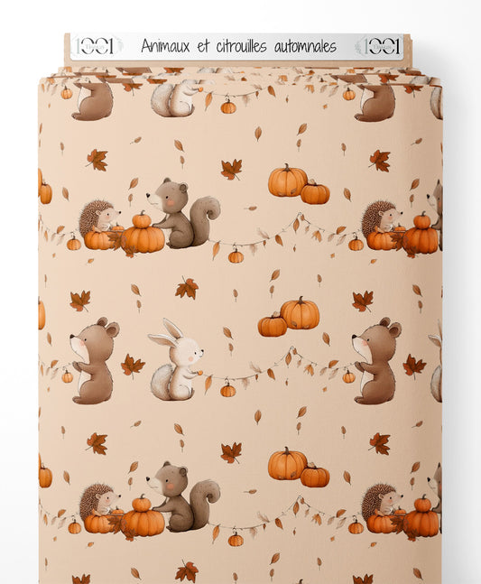 Tissu - Animaux et citrouilles automnales