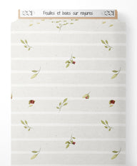 Tissu - Feuilles et baies sur rayures