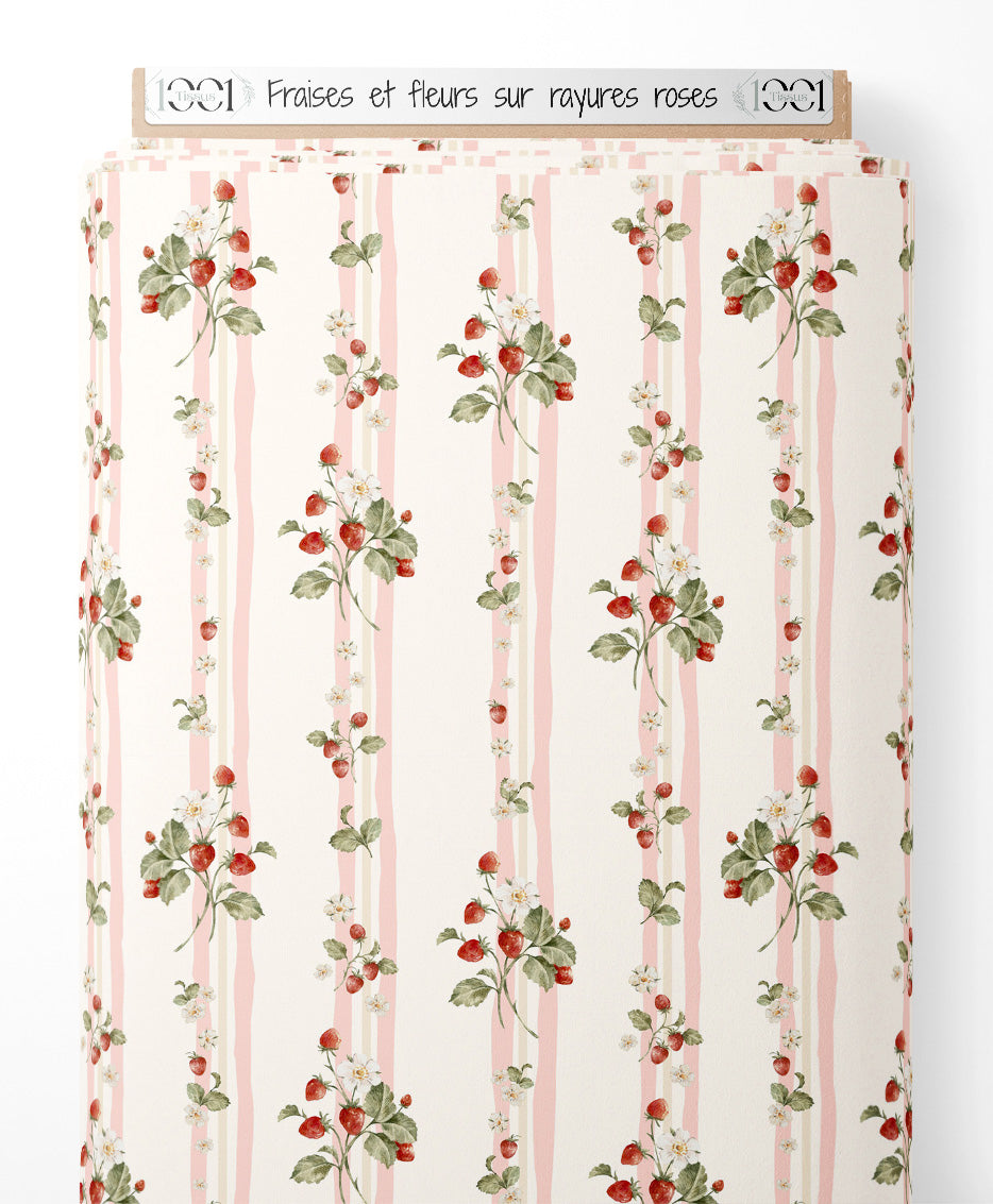 Tissu - Fraises et fleurs sur rayures roses