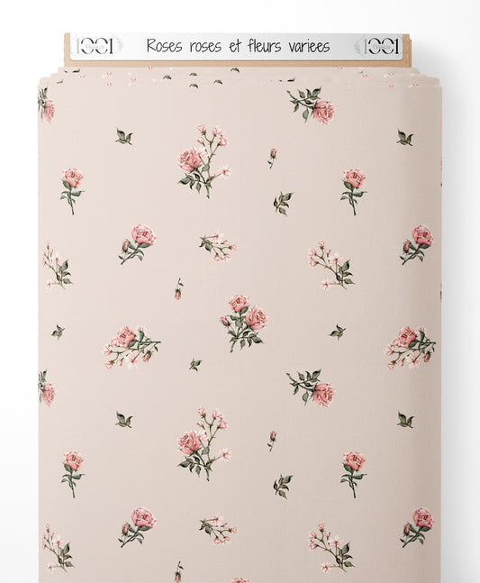 Tissu - Roses roses et fleurs variées