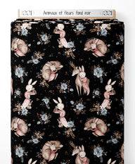Tissu - Animaux et fleurs sur fond noir