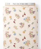 Tissu - Fleurs roses et baies crème