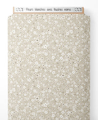 Tissu - Fleurs blanches avec touches noires