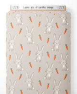 Tissu - Lapins gris et carottes orange