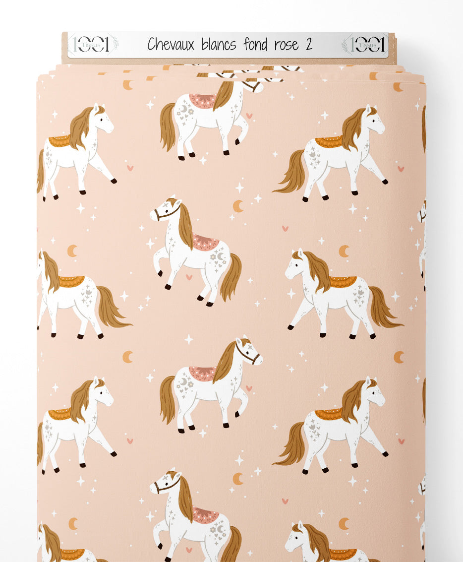 Tissu - Chevaux blancs sur fond rose 2