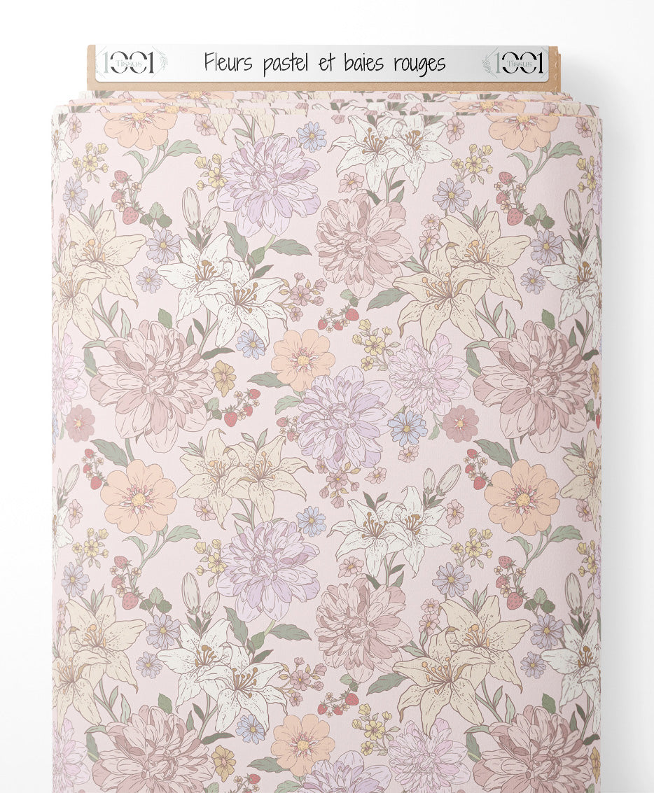 Tissu - Fleurs pastel et baies rouges