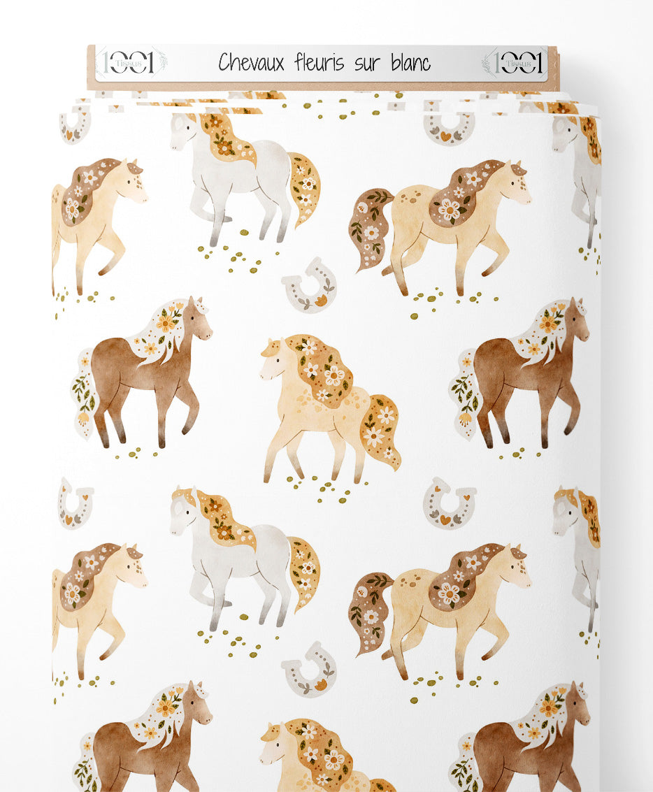 Tissu - Chevaux fleuris sur blanc