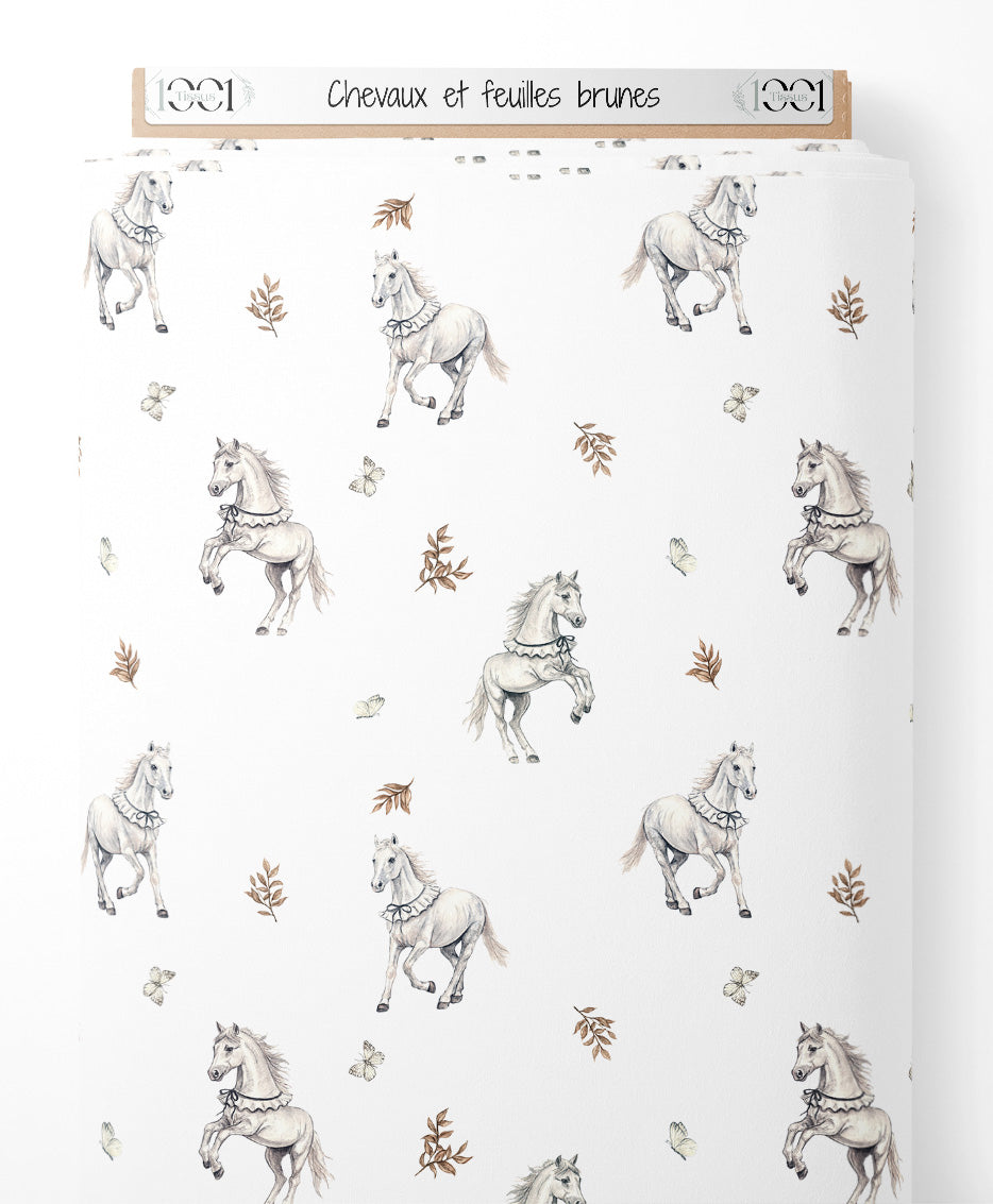 Tissu - Chevaux et feuilles brunes