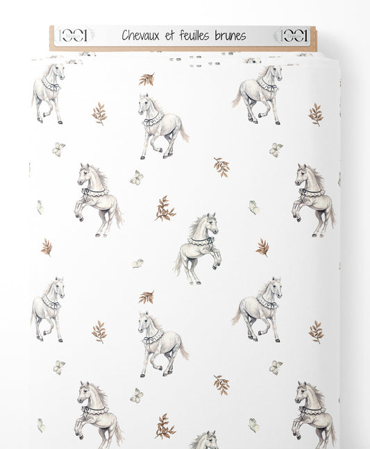 Tissu - Chevaux et feuilles brunes