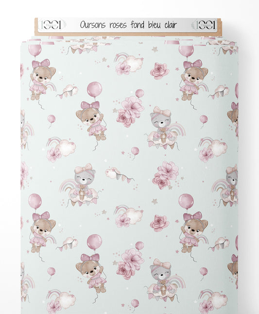 Tissu - Oursons roses sur fond bleu clair