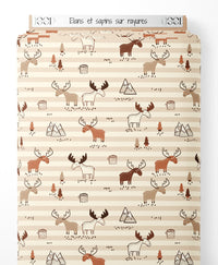 Tissu - Élans et sapins sur rayures