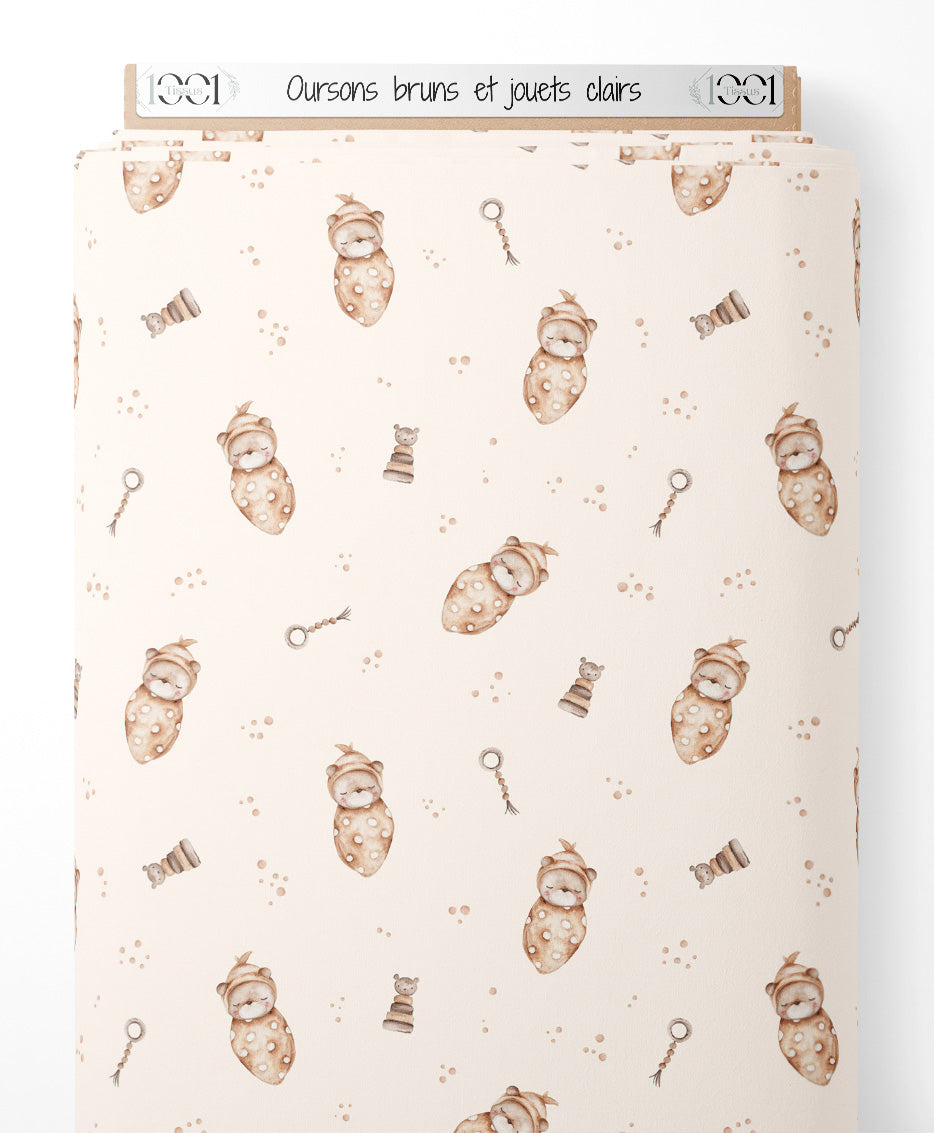 Tissu - Oursons bruns et jouets clairs