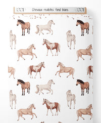 Tissu - Chevaux réalistes sur fond blanc