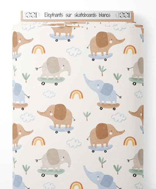 Tissu - Éléphants sur skateboards blancs