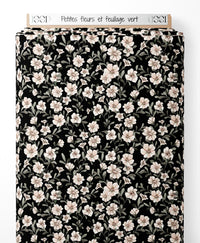 Tissu - Petites fleurs et feuillage vert