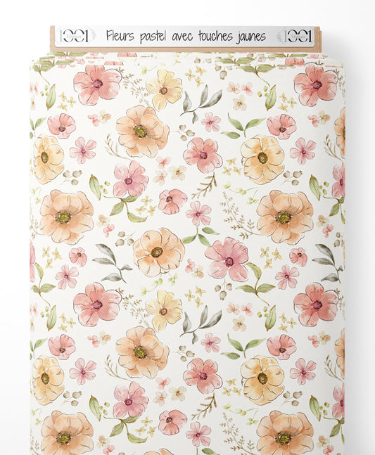 Tissu - Fleurs pastel avec touches jaunes