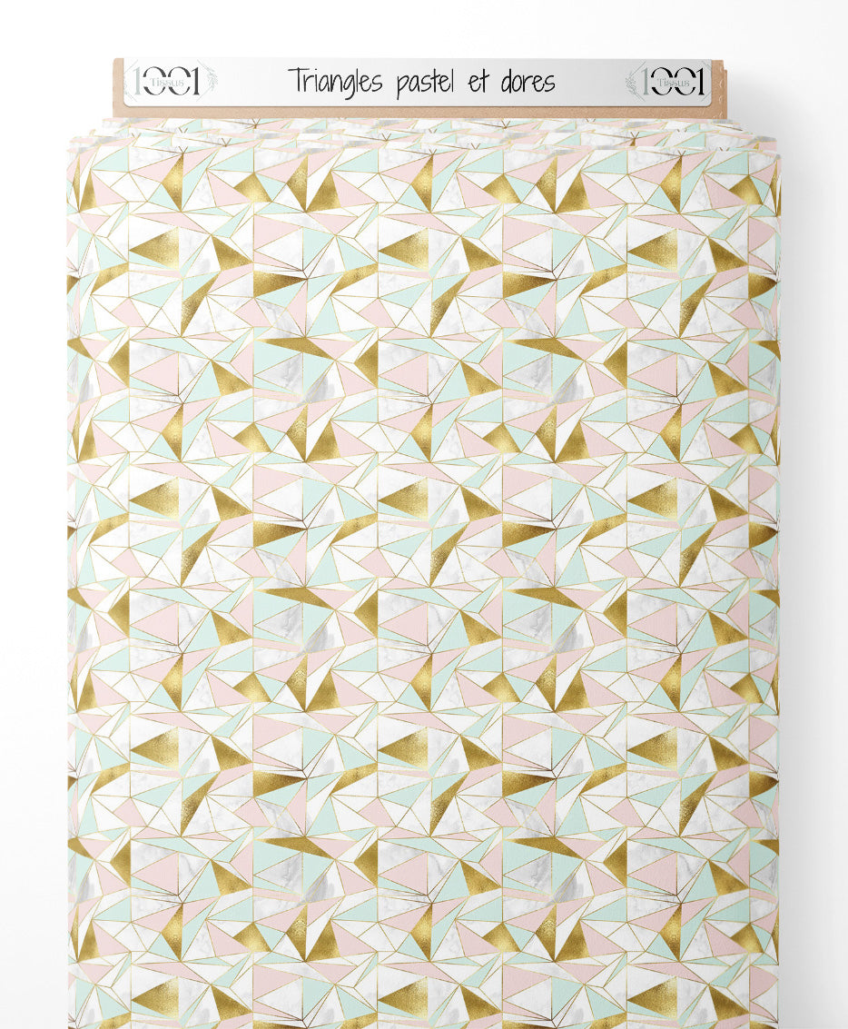 Tissu - Triangles pastel et dorés