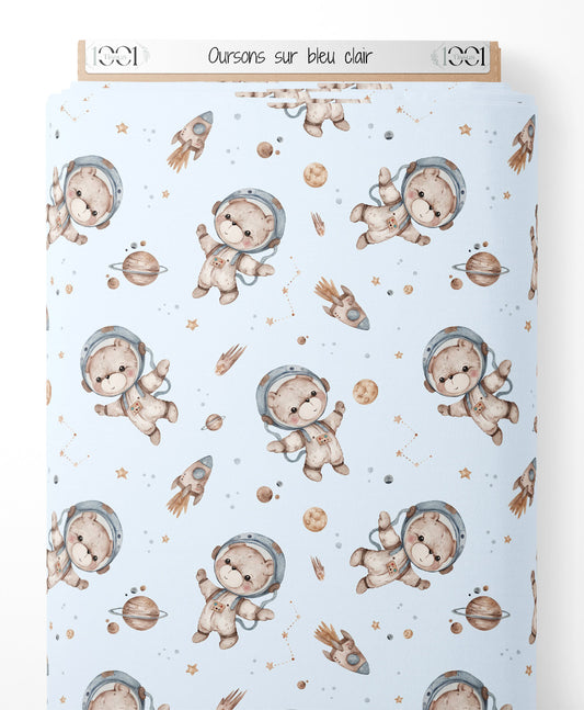 Tissu - Oursons sur bleu clair