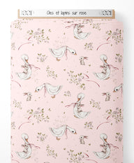 Tissu - Oies et lapins sur rose