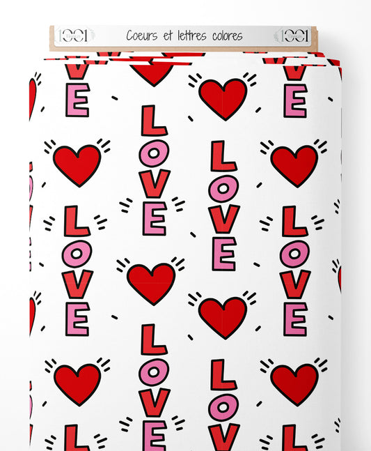 Tissu - Cœurs et lettres colorés
