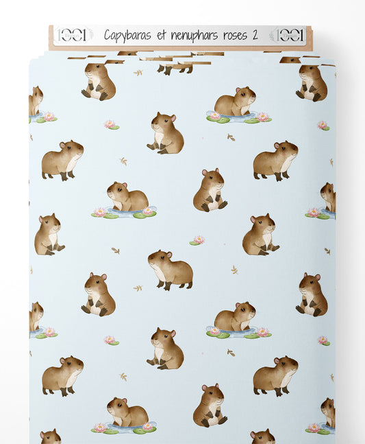 Tissu - Capybaras et nénuphars roses 2