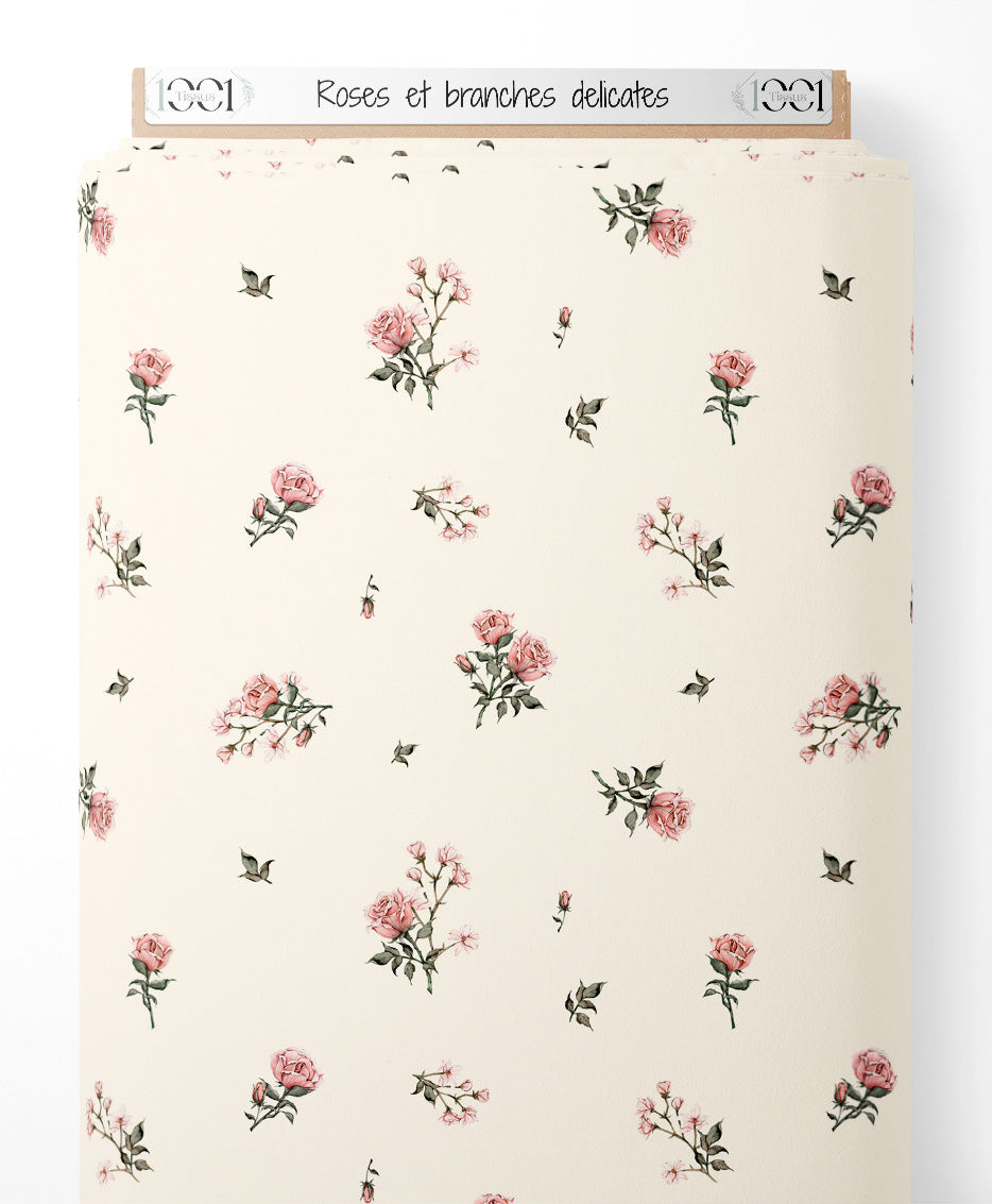 Tissu - Roses et branches délicates