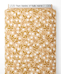 Tissu - Fleurs blanches et feuilles marron 2