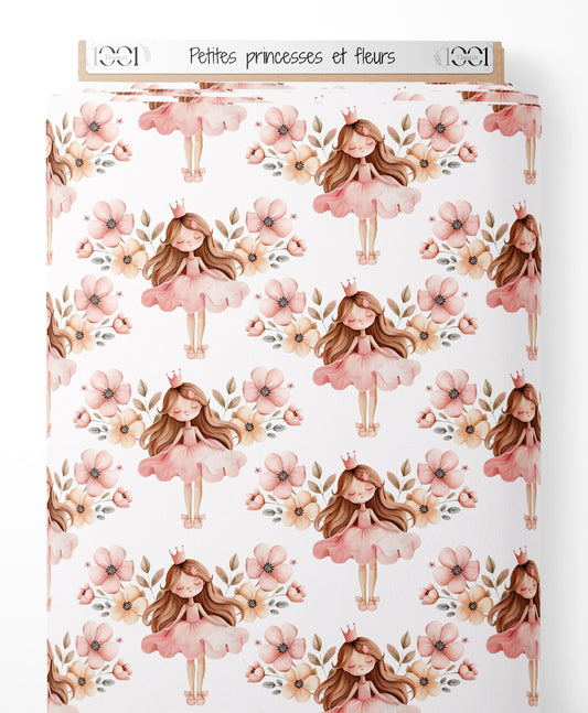 Tissu - Petites princesses et fleurs