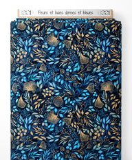 Tissu - Fleurs et baies dorées et bleues
