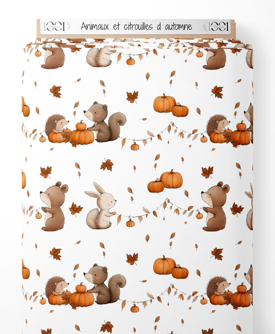 Tissu - Animaux et citrouilles d'automne