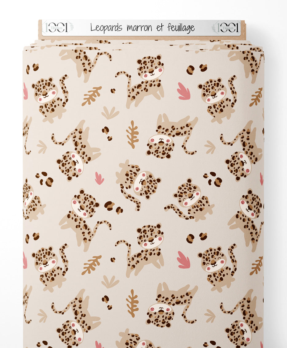 Tissu - Léopards marron et feuillage