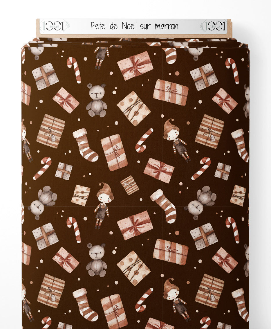 Tissu - Fête de Noël sur marron