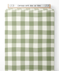 Tissu - Carreaux verts doux sur blanc
