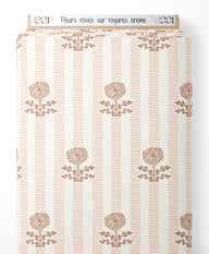 Tissu - Fleurs roses sur rayures crème